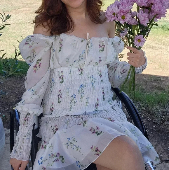 Nasty Gal floral dress - Picture 2 of 8